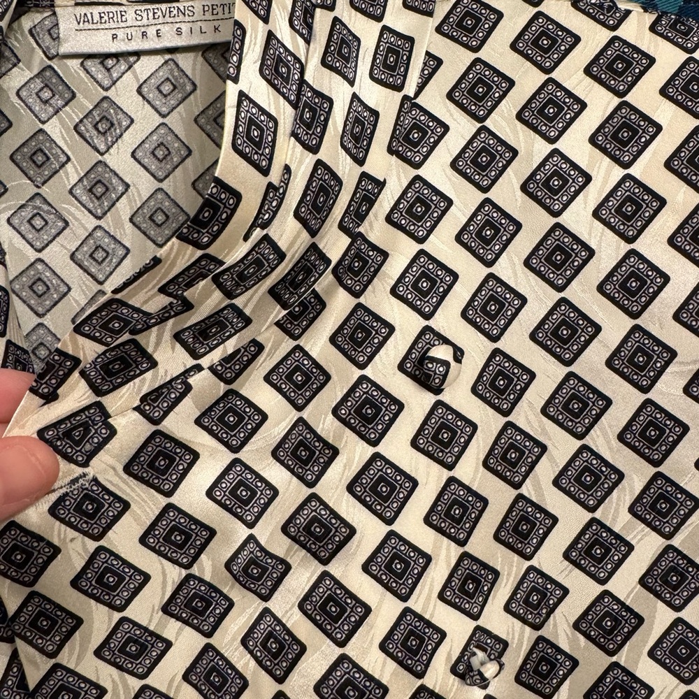 VALERIE STEVENS Vintage Black & Cream Geometric Silk Kimono-Style Blouse - Picture 9 of 13